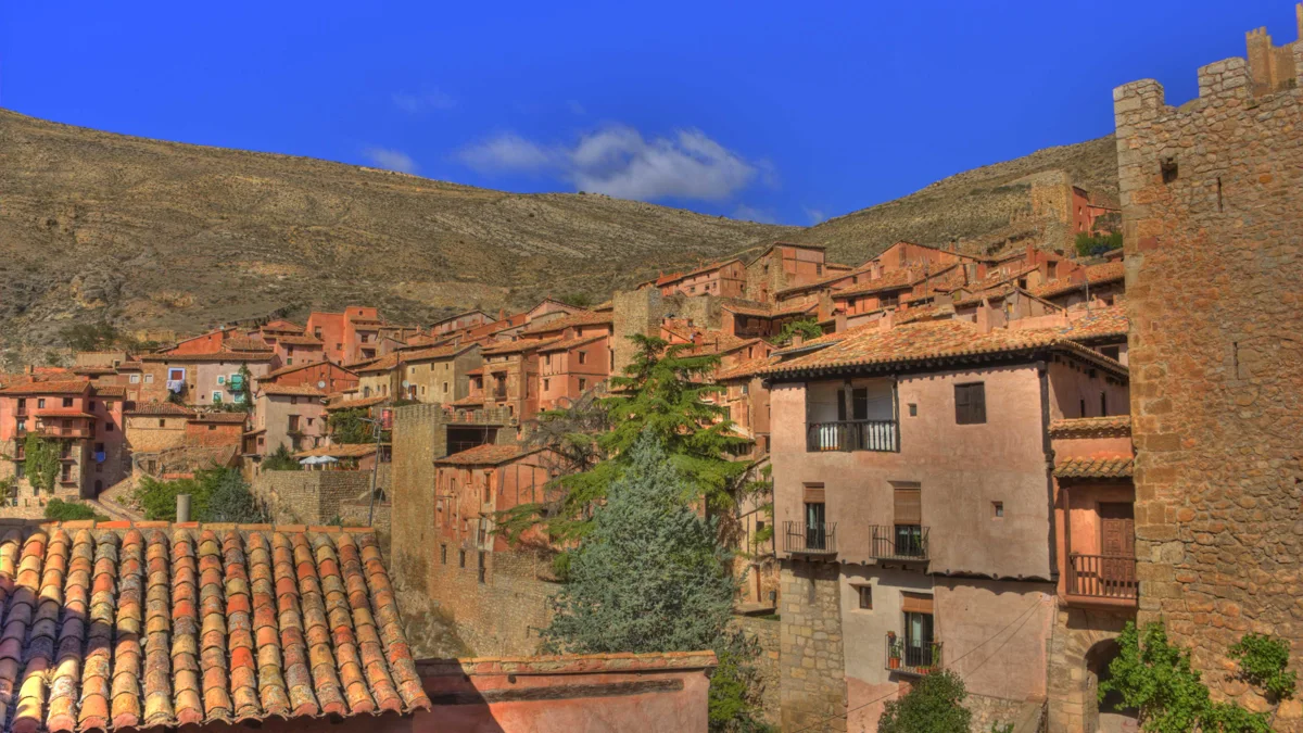 Casco histórico y murallas de Albarracín, localidad mejor valorada de la red en 2026
