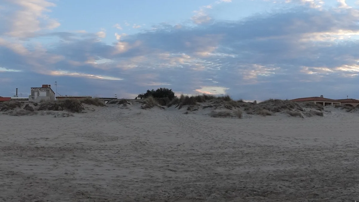 Playa y dunas de Oliva, en la Safor, en una fotografía de archivo de 2014