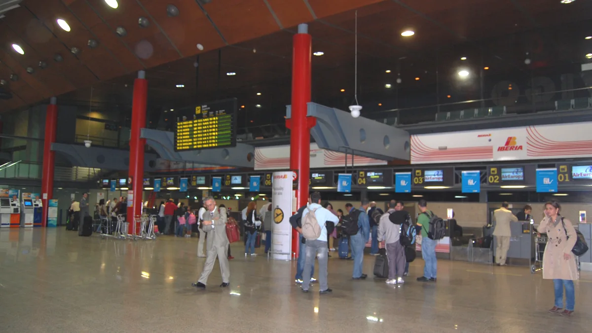 Zona de facturación del aeropuerto de Vigo-Peinador, fotografía de archivo de 2007